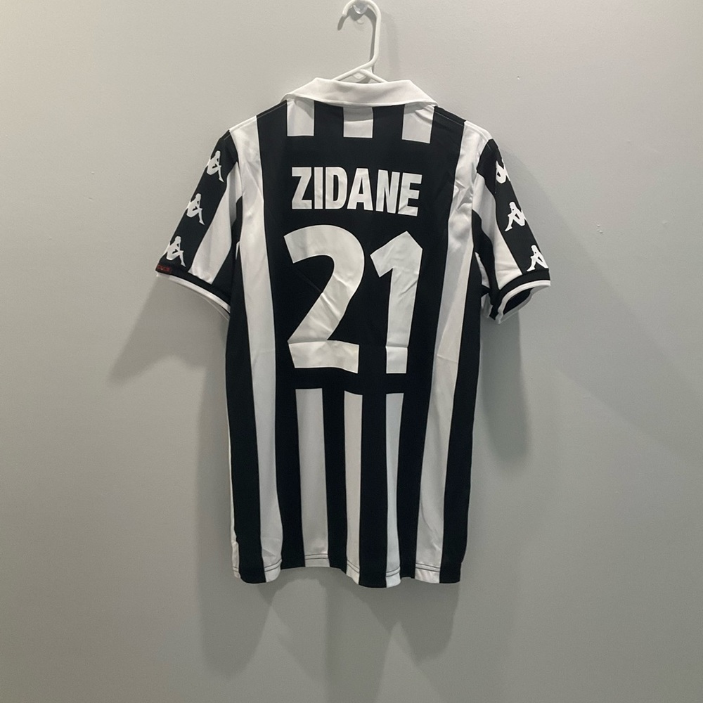 JUVENTUS MENS ZIDANE 1999/00 JERSEY - Picture 3 of 3